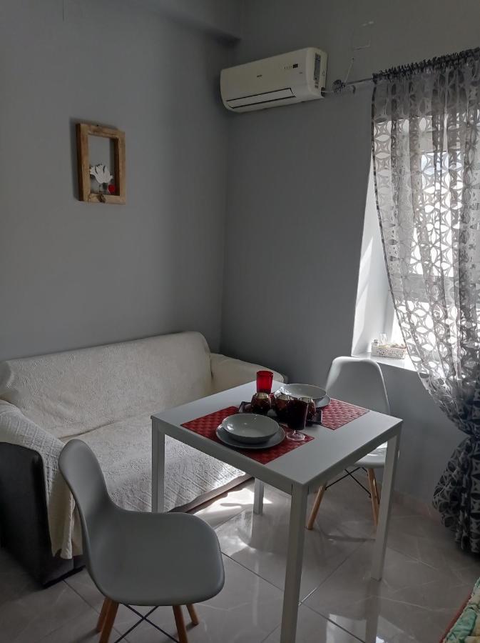 Moshovia Studio Κάρπαθος Στο Κέντρο Και Ήσυχα Villa Exterior foto